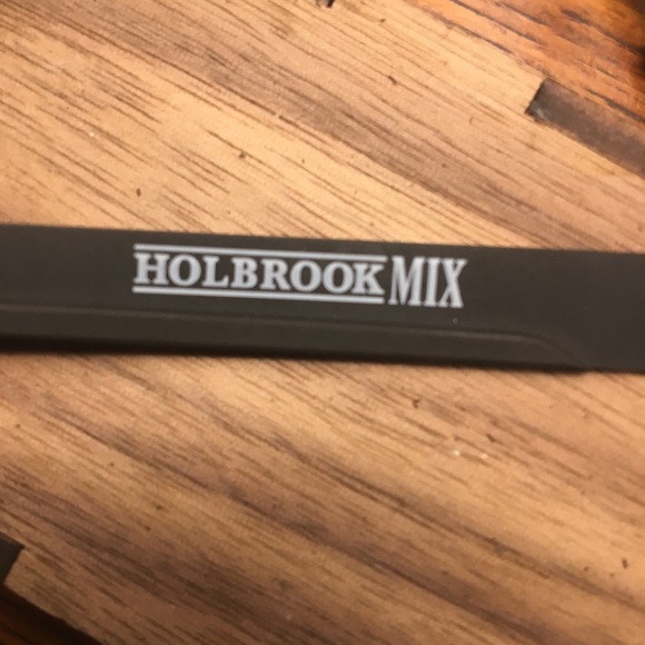 Oakley Prizm Black Polarized sunglasses - Picture 3 of 4